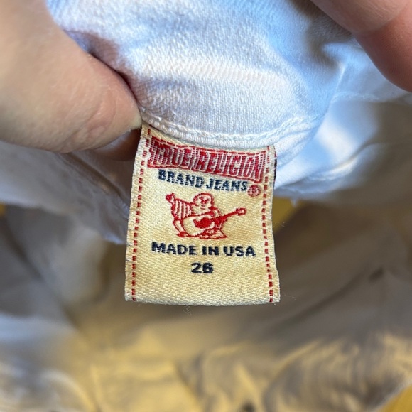 True Religion Bright White Jean Shorts - Picture 4 of 5